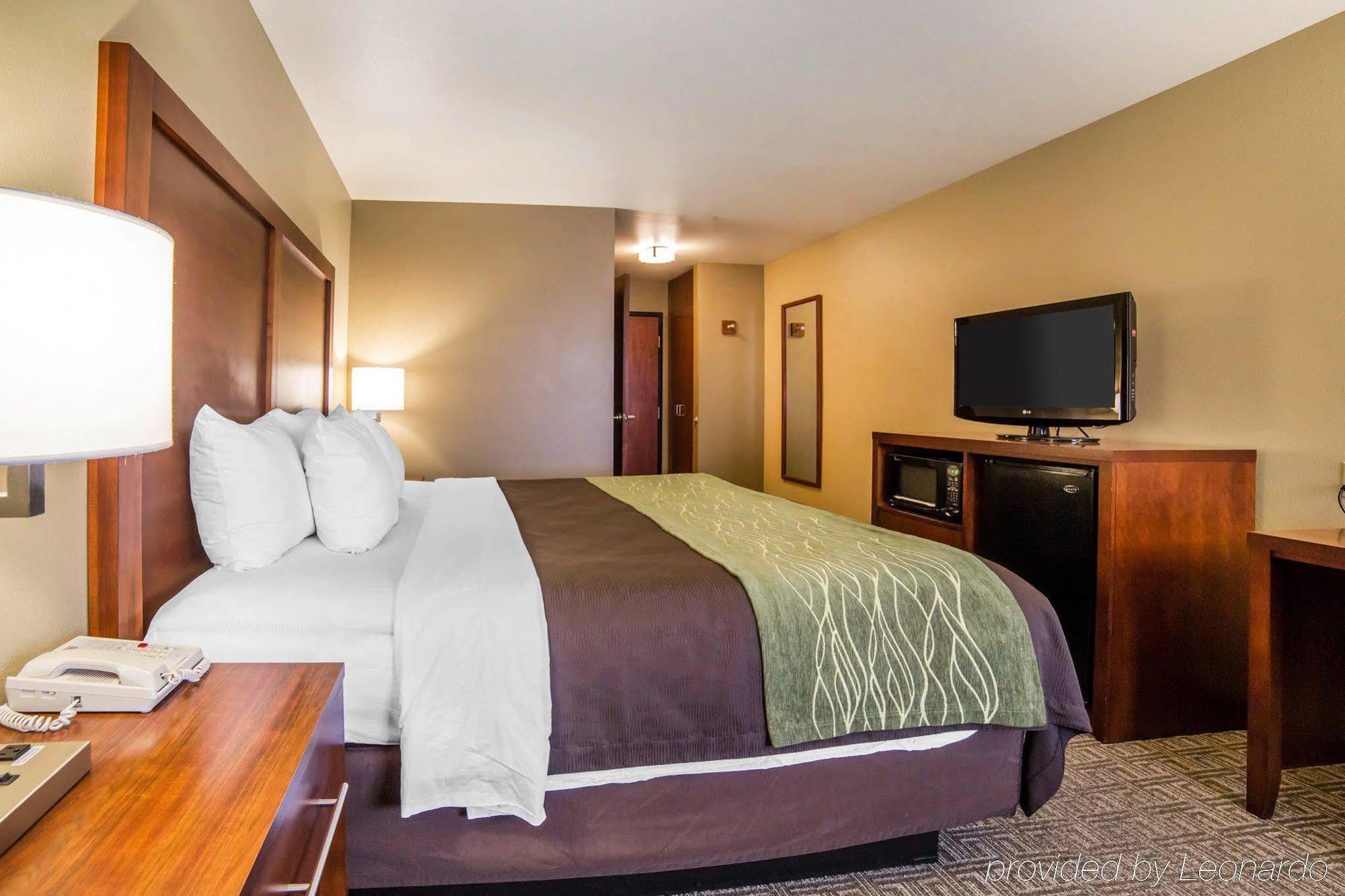 Comfort Inn 3*
